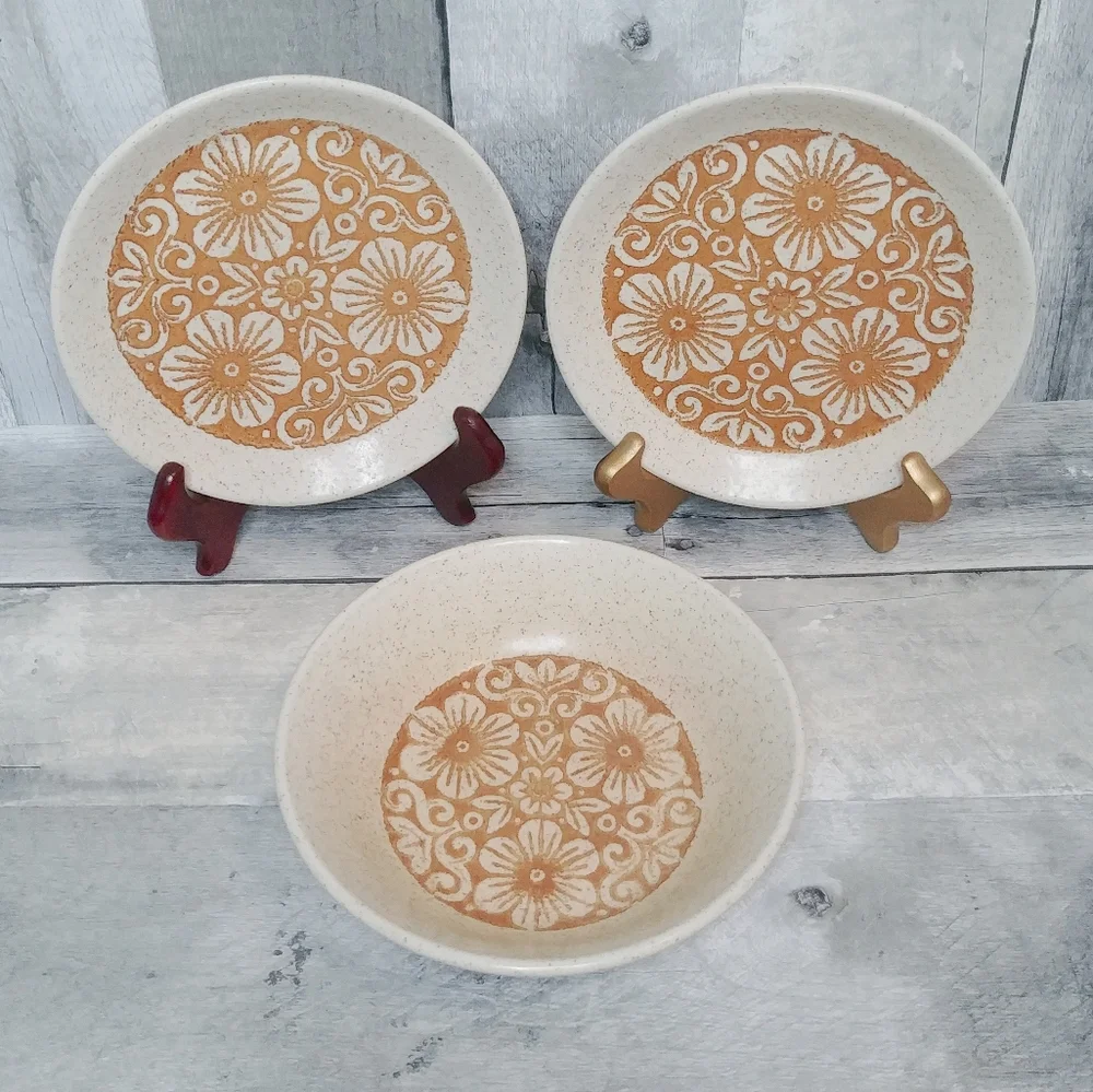 Vintage Biltons Lot Two Dessert Snack Salad Plates and One Cereal Bowl Excellent
